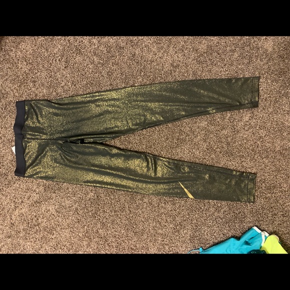 Sparkly Nike pro dri-fit leggings - Picture 2 of 2